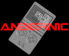 Le RG34XX SP tel qu'il était avant qu'Anbernic n'adopte le double joystick de Miyoo. (Source de l'image : via Retro Handhelds - édité)